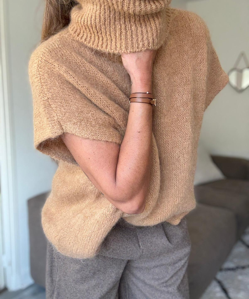PULL COL ROULÉ SANS MANCHES CARLA