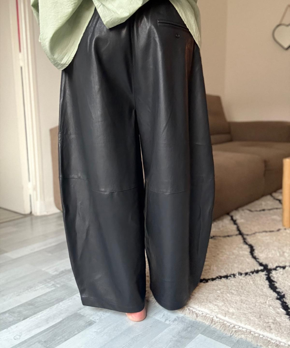 PANTALON LARGE EN SIMILI CUIR LOLA