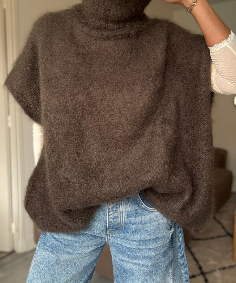 PULL COL ROULÉ SANS MANCHES MILA